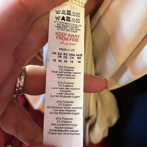 PrettyLittleThing Nude Long Sleeve Dress - Picture 10 of 11